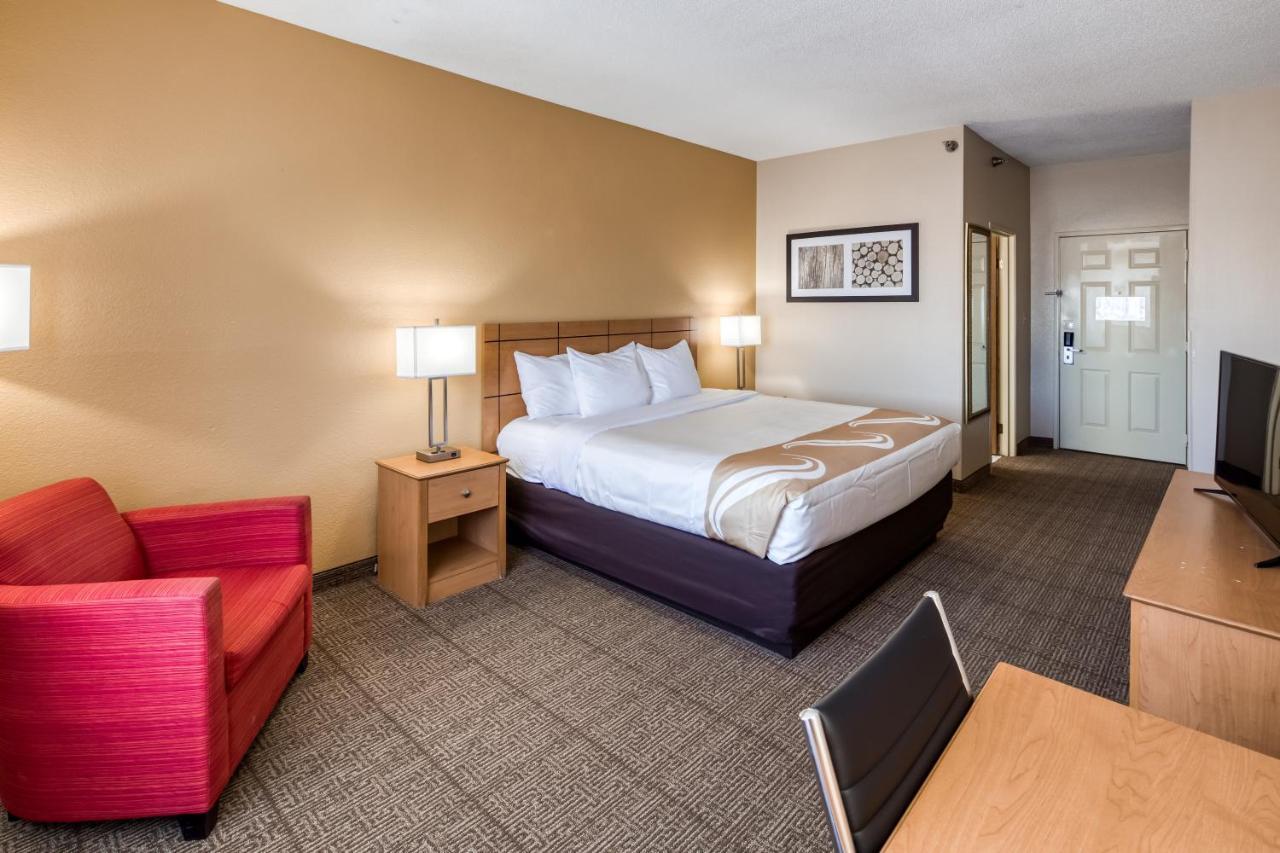 Quality Inn & Suites Springfield Southwest Near I-72 Экстерьер фото